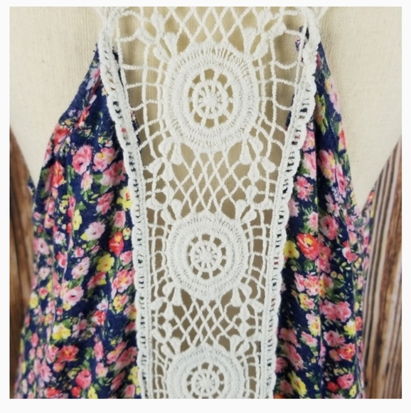 Rue21 | Floral Print Crochet Knit Racerback Top - Picture 4 of 6